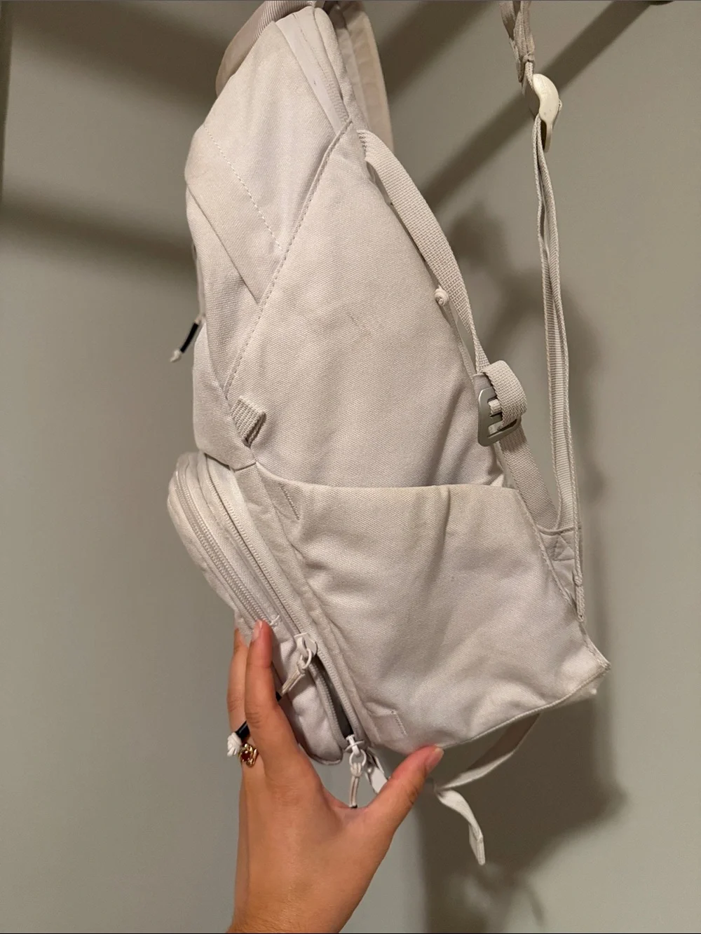 Brevité The Jumper Gray Backpack